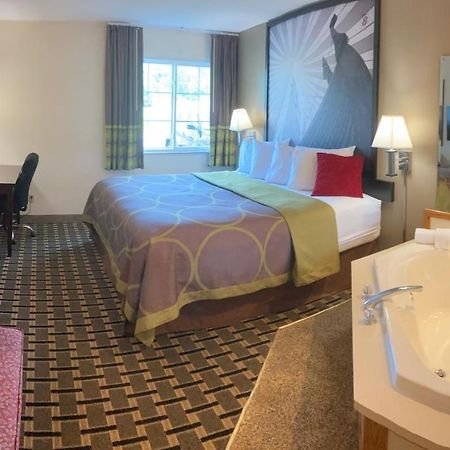 Super 8 By Wyndham Chisago City Εξωτερικό φωτογραφία