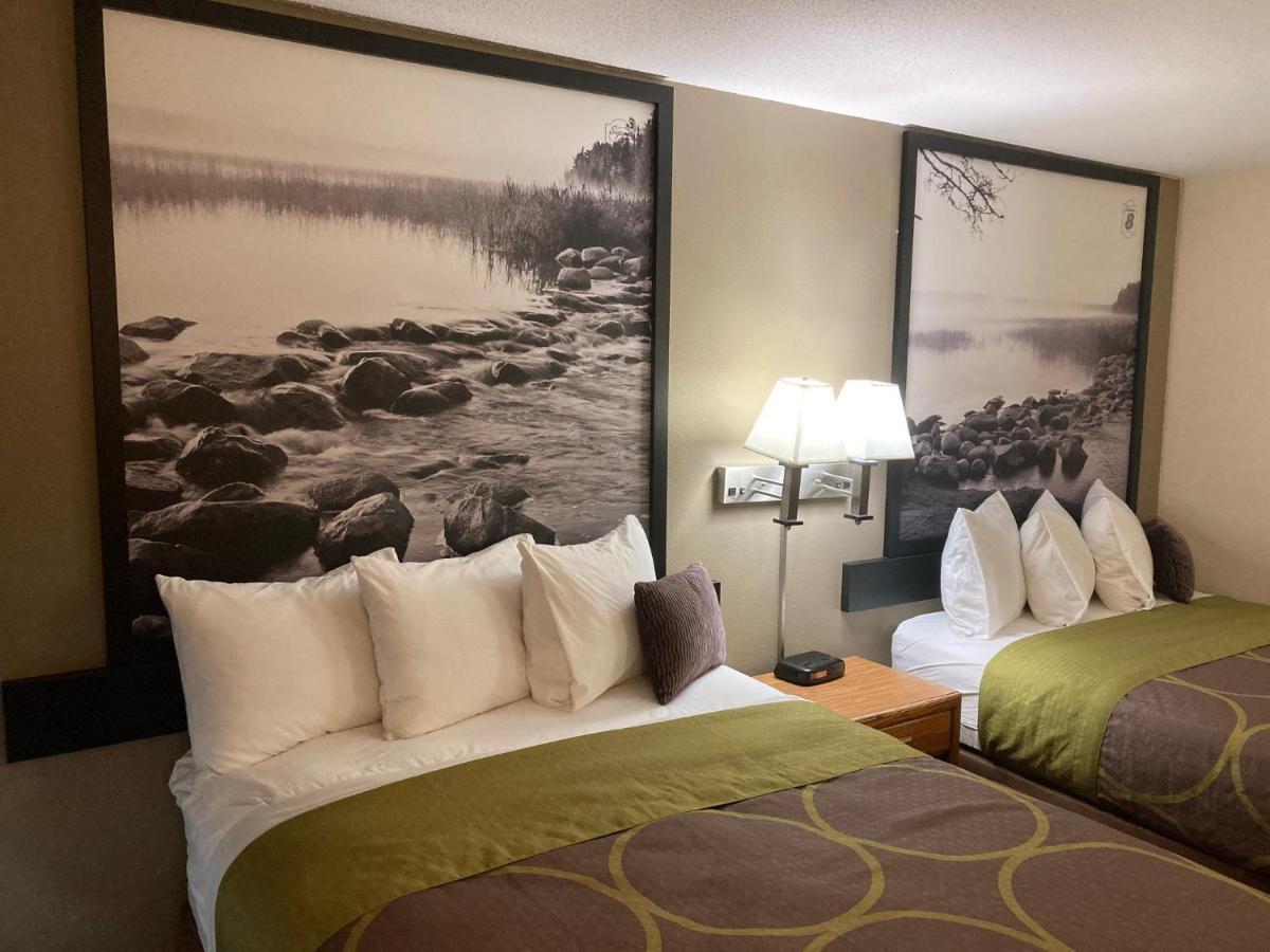 Super 8 By Wyndham Chisago City Εξωτερικό φωτογραφία