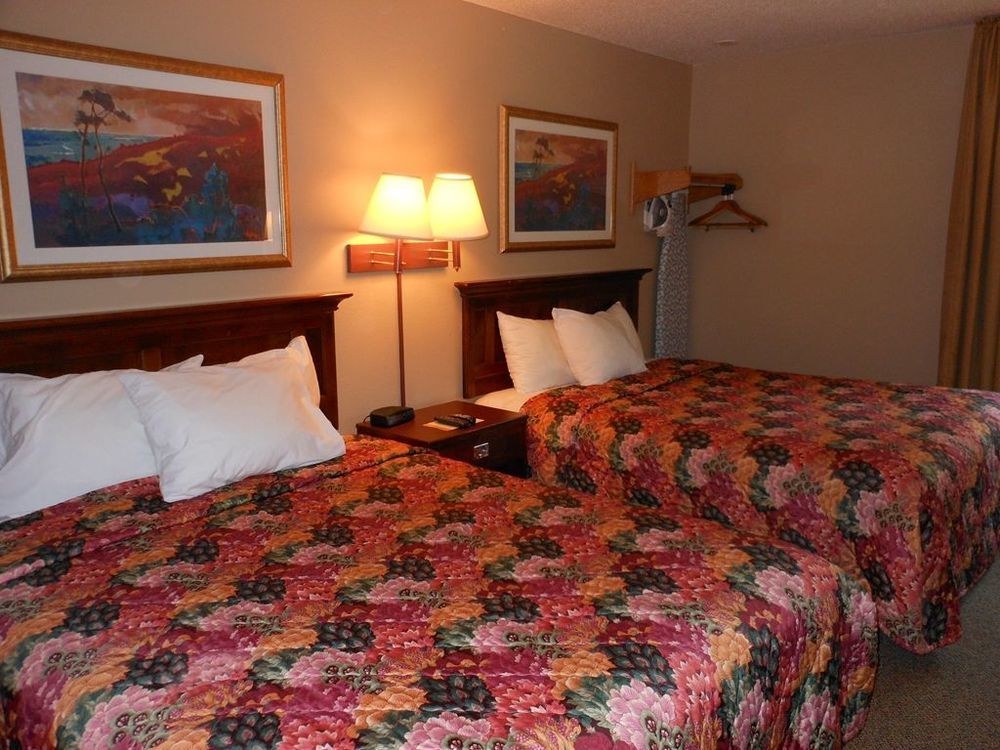 Super 8 By Wyndham Chisago City Δωμάτιο φωτογραφία