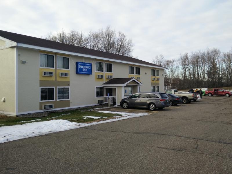 Super 8 By Wyndham Chisago City Εξωτερικό φωτογραφία